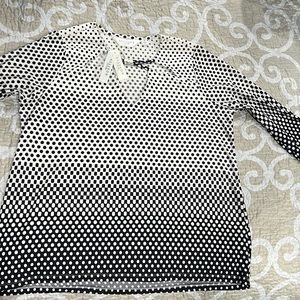 Allison Taylor, Silky blouse